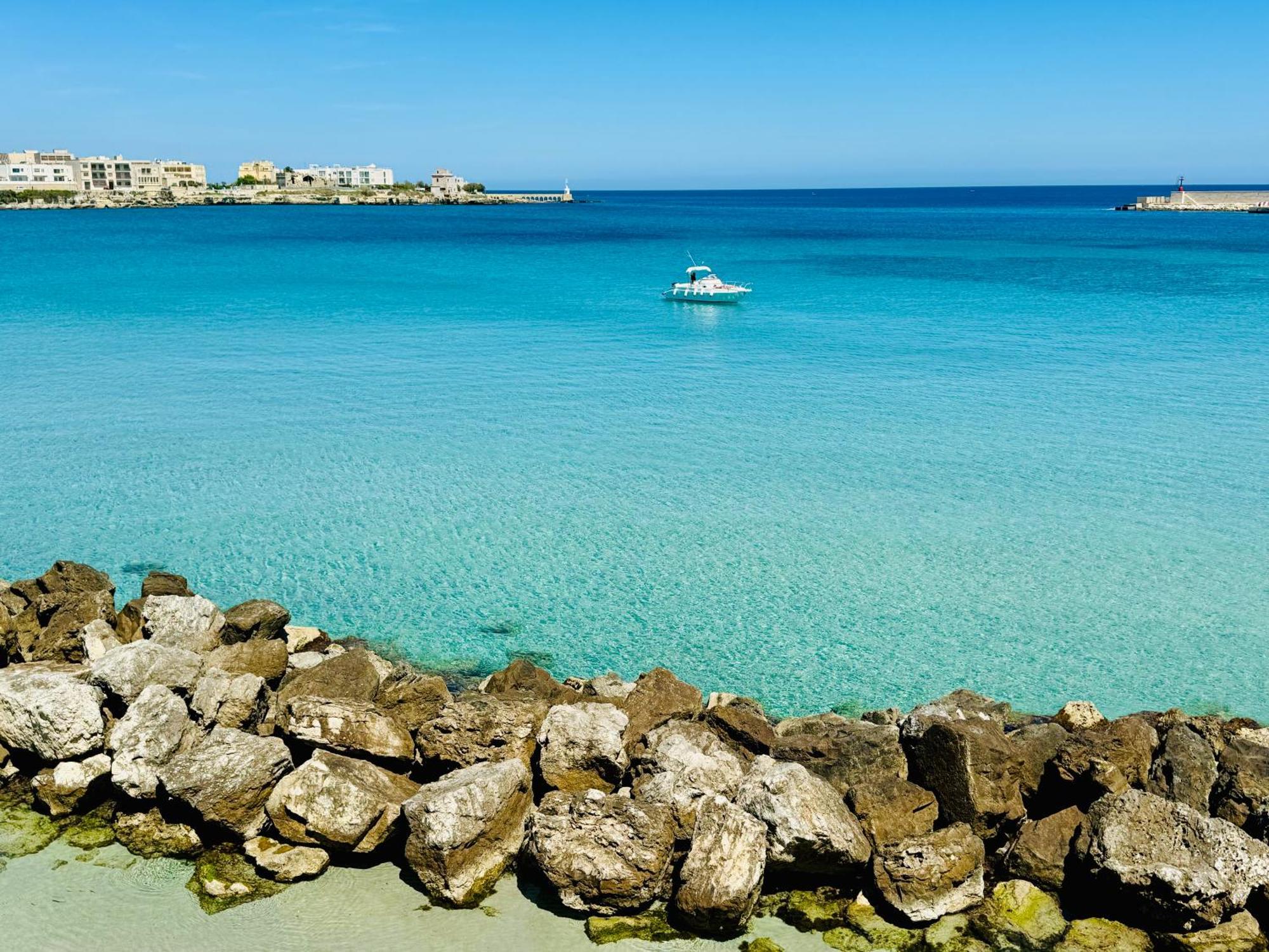 Dimora Del Sole Luxury And Charm Apartment Otranto Exteriör bild